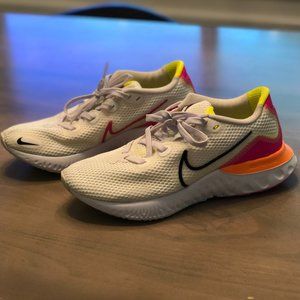 Nike Renew White/Neon sneakers